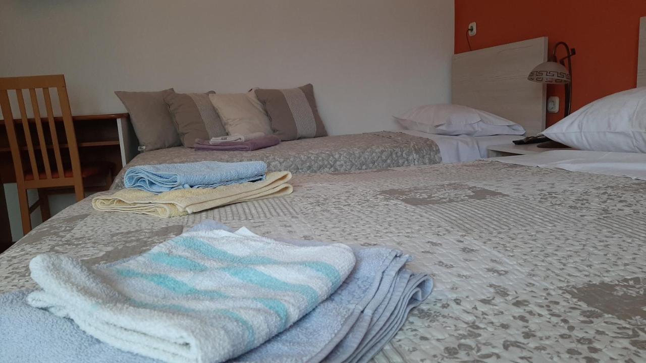 Rooms Neda Rab Town Exterior foto