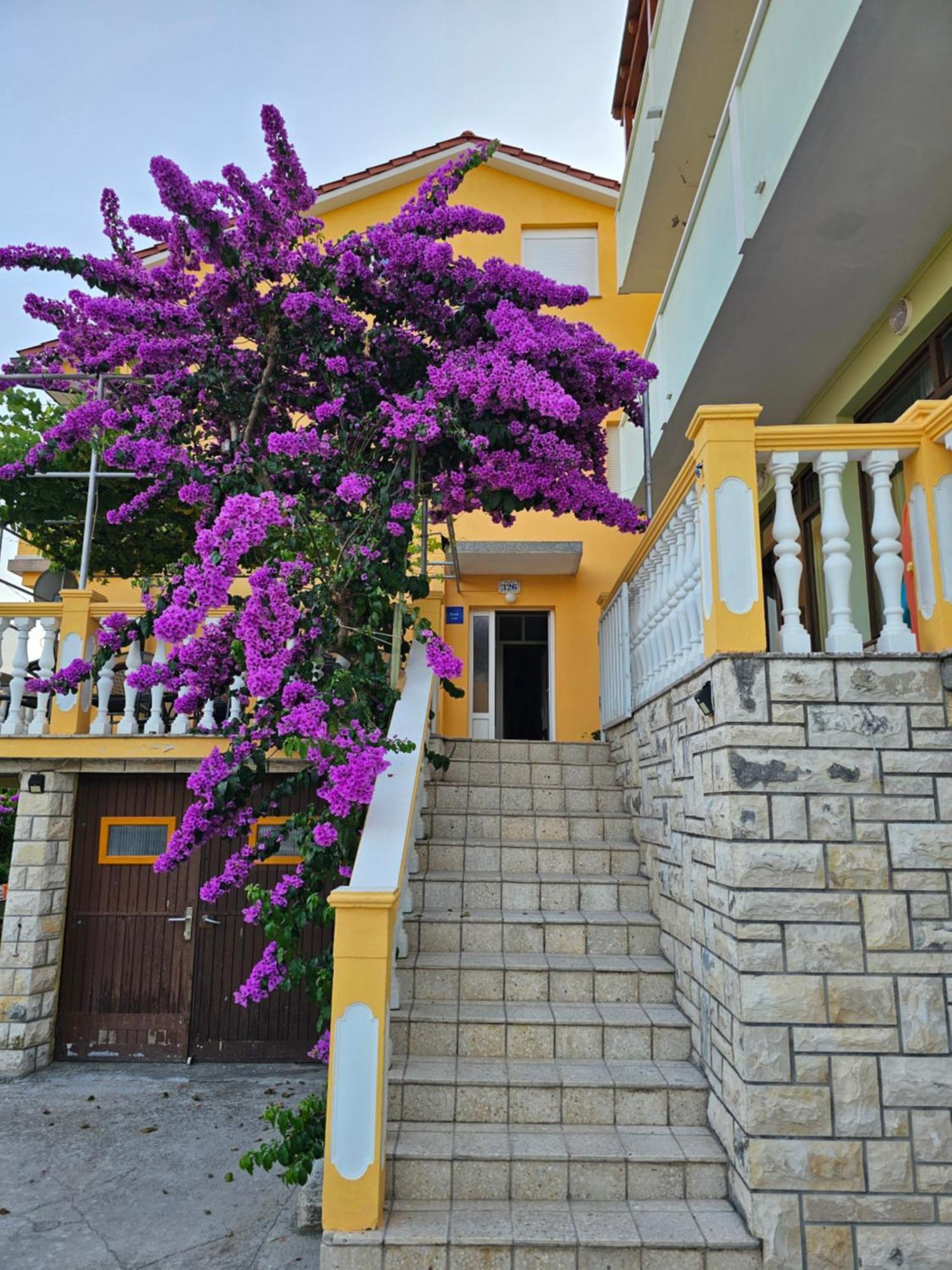 Rooms Neda Rab Town Exterior foto
